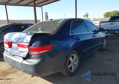 2004 Honda Accord 2.4 Ex z USA, uszkodzony, nr VIN 1HGCM56834A030994